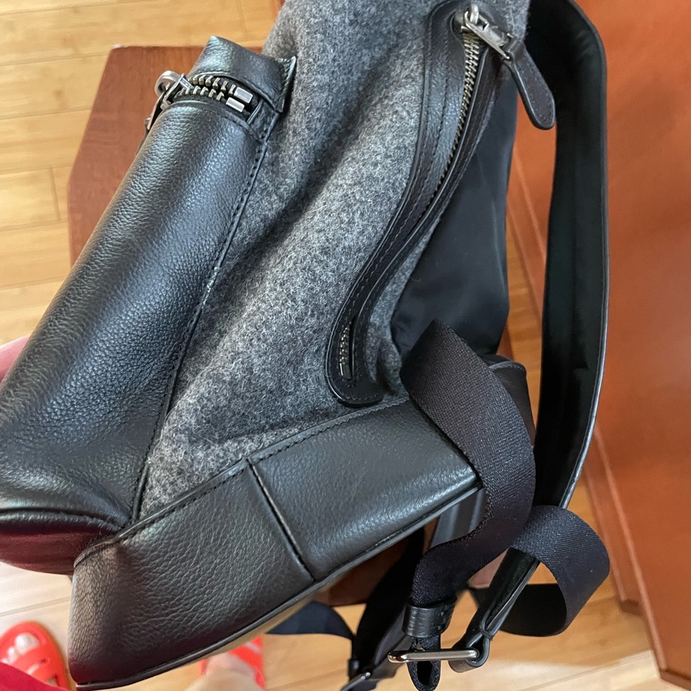 COACH EUC authentic large Black leather and gray wool Backpack/Rucksack - Picture 5 of 13